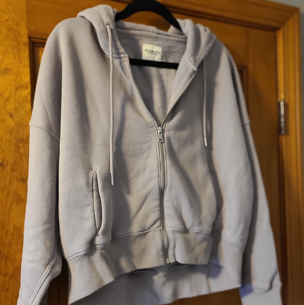 Abercrombie & Fitch Soft A&F Cropped Hoodie